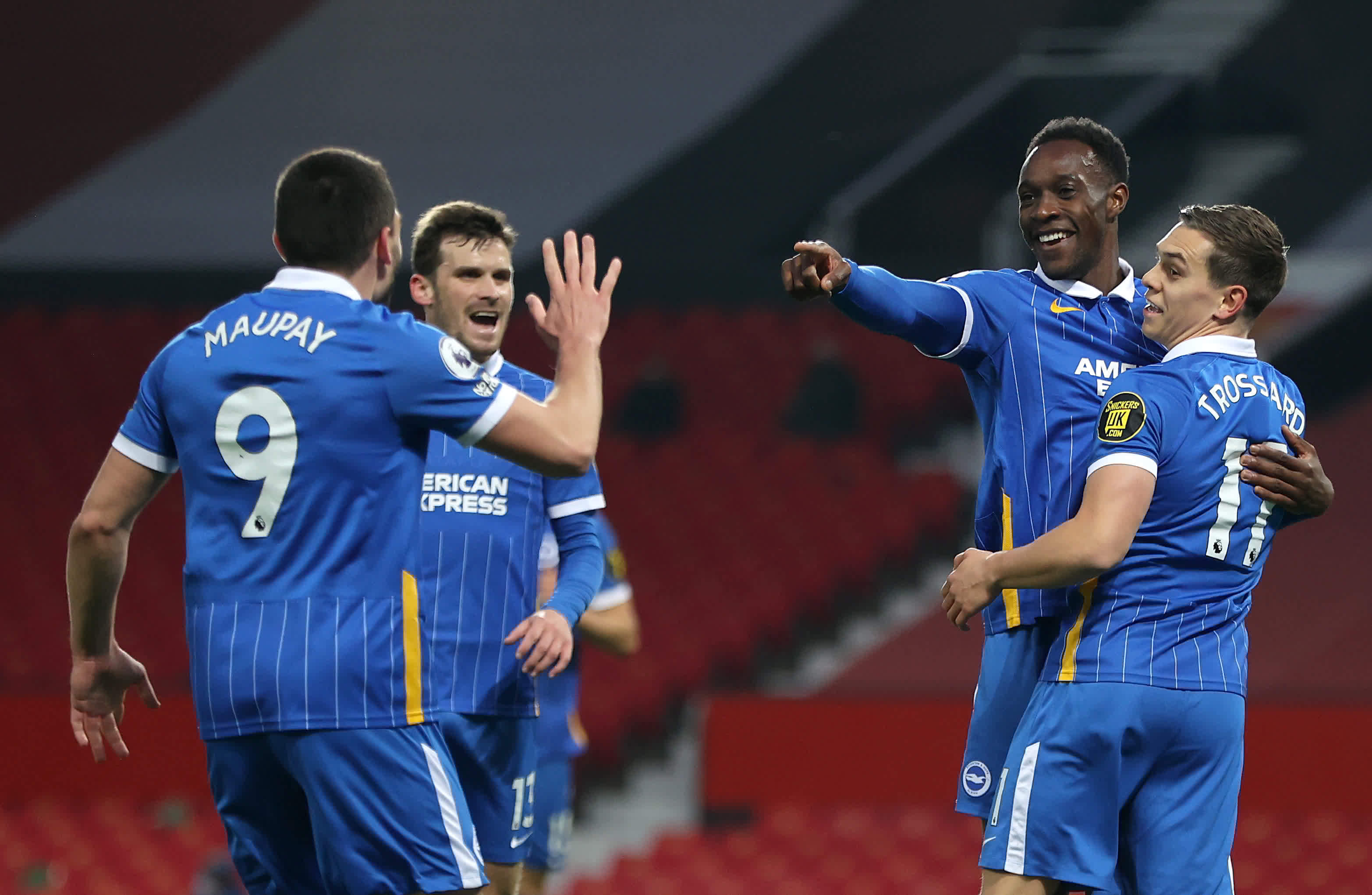 球隊通過大 球隊通過大